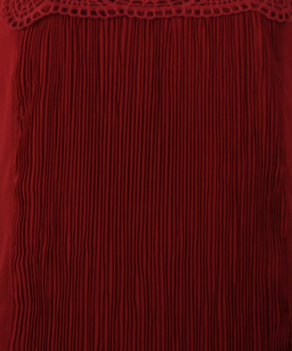 Monoreno Pleated Dress with Crochet Neckline