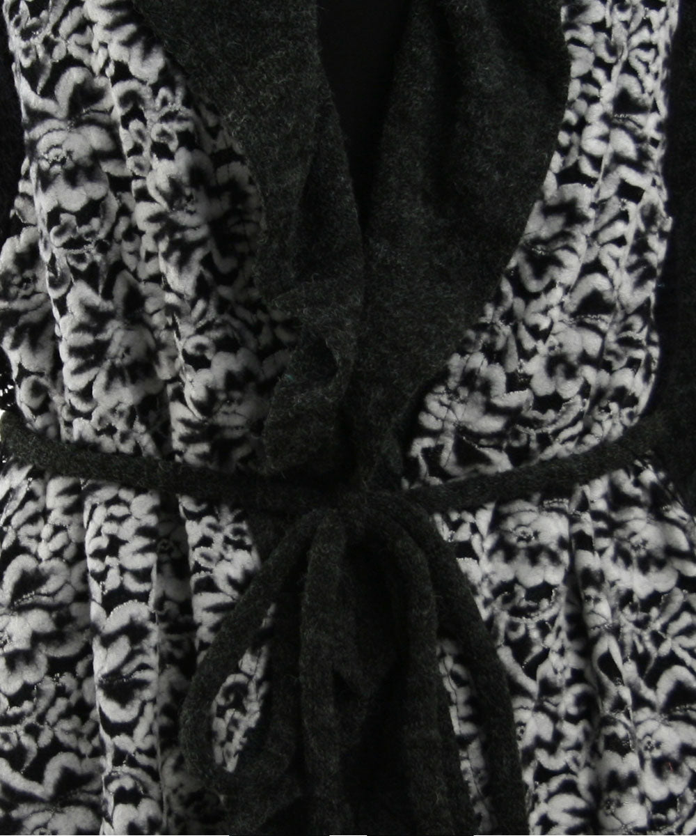 Ryu: Rosette Lace Trim Cardigan