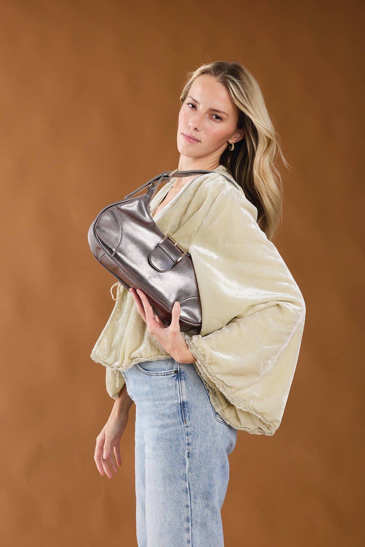Madrid Buckle Shoulder Bag – Crossbody