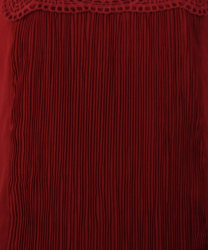 Monoreno Pleated Dress with Crochet Neckline